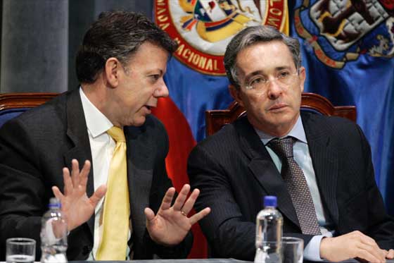 Juan Manuel Santos, Alvaro Uribe