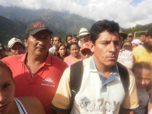Comunidad del proyecto barrio "Pueblo Nuevo", Cajamarca, Tolima. Foto Nelosi