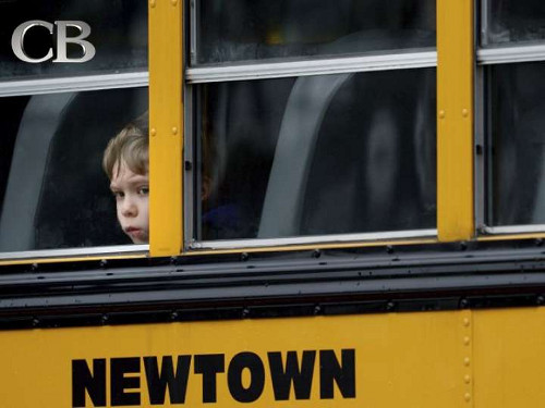 Escena de la escuela Sandy Hook en donde murieron 20 niños y ocho adultos.